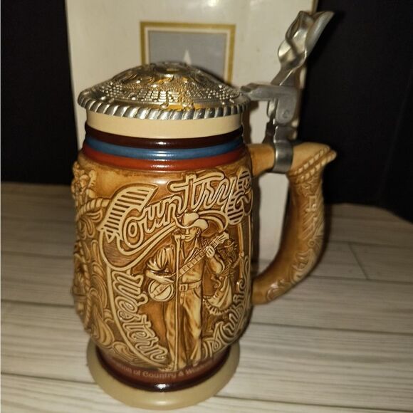 Vintage 1994 Avon Country and Western Music Beer Stein In Original Box - Picture 8 of 11
